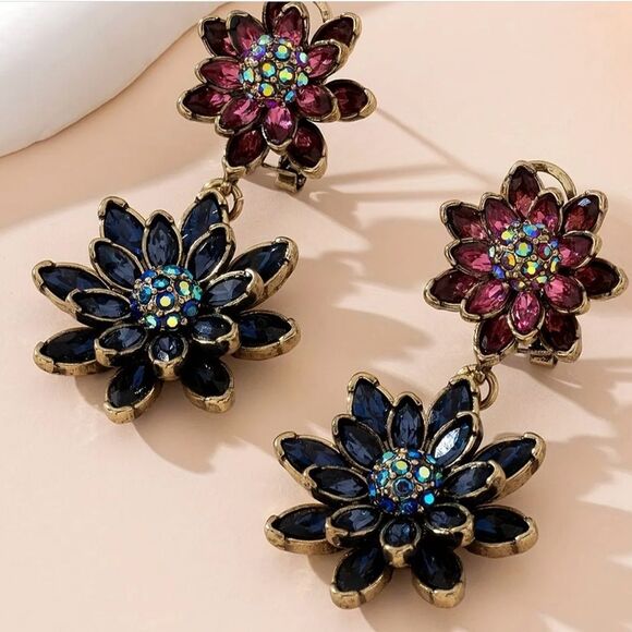 🌺 Heidi Daus Stunning Double Floral Earrings with Ruby and Blue Crystals 🌺 - Picture 5 of 5